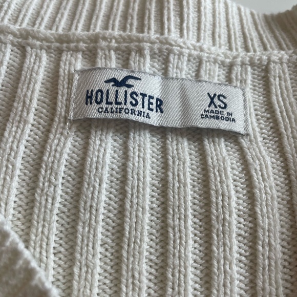 Hollister white/cream Cropped Cardigan- size xs - Picture 3 of 9